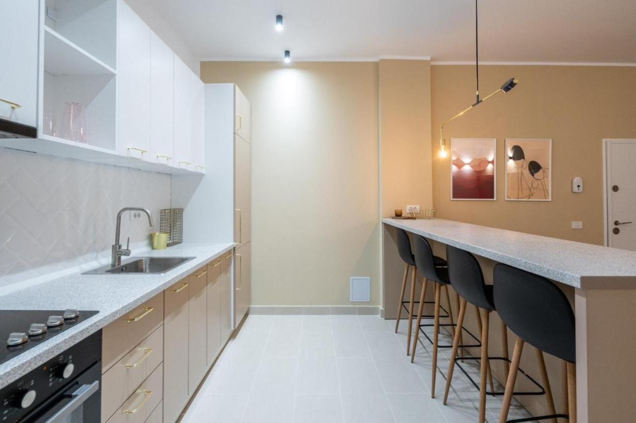 Fabulous Apartament With View In Calea Victoriei Bucarest Exterior foto